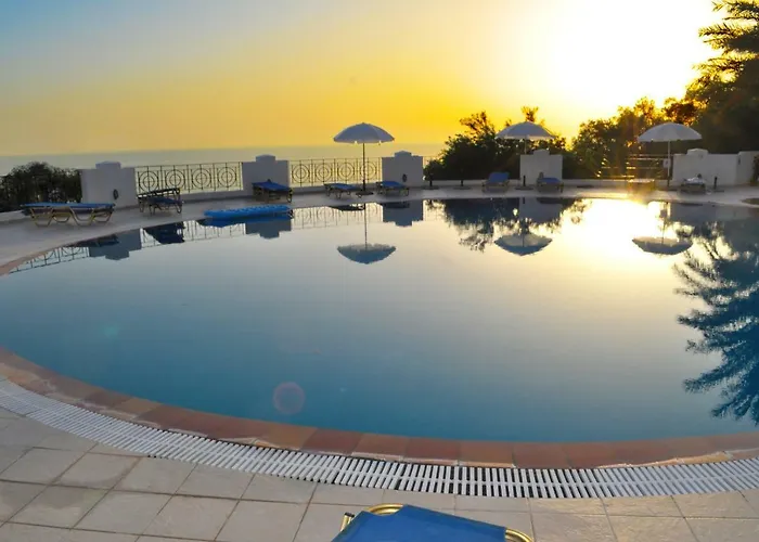 Agios Gordios With Pool Maria 아파트